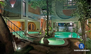 Eden Beach Resort